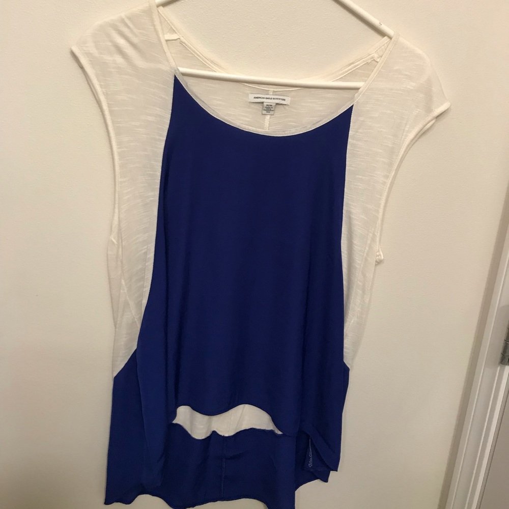 American eagle two-toned t-shirt